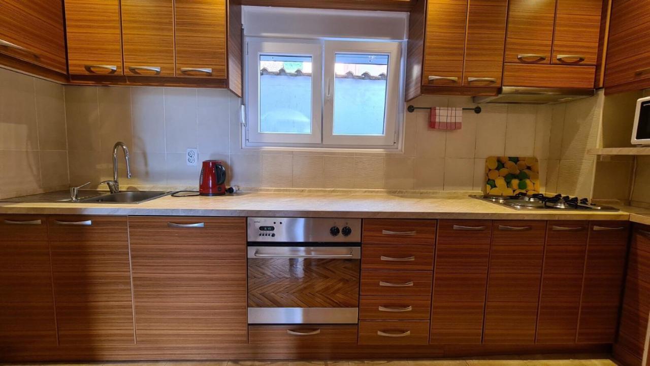 Apartment Lara Kotor