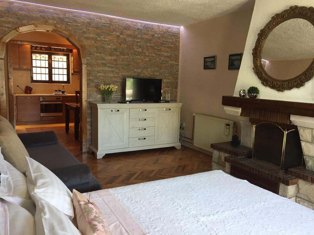 Apartment Lara Kotor