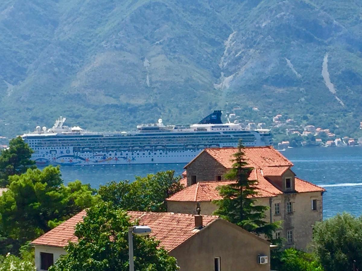 Apartment Lara Kotor